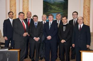 BCB-Golgota centenar 30 decembrie 2012 - poza de grup cu invitatii (revistacrestinulazi.ro)