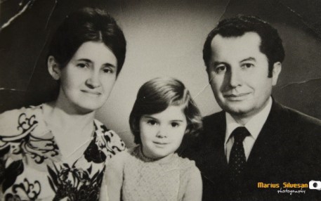 Iosif Țon împreună cu familia (1974)