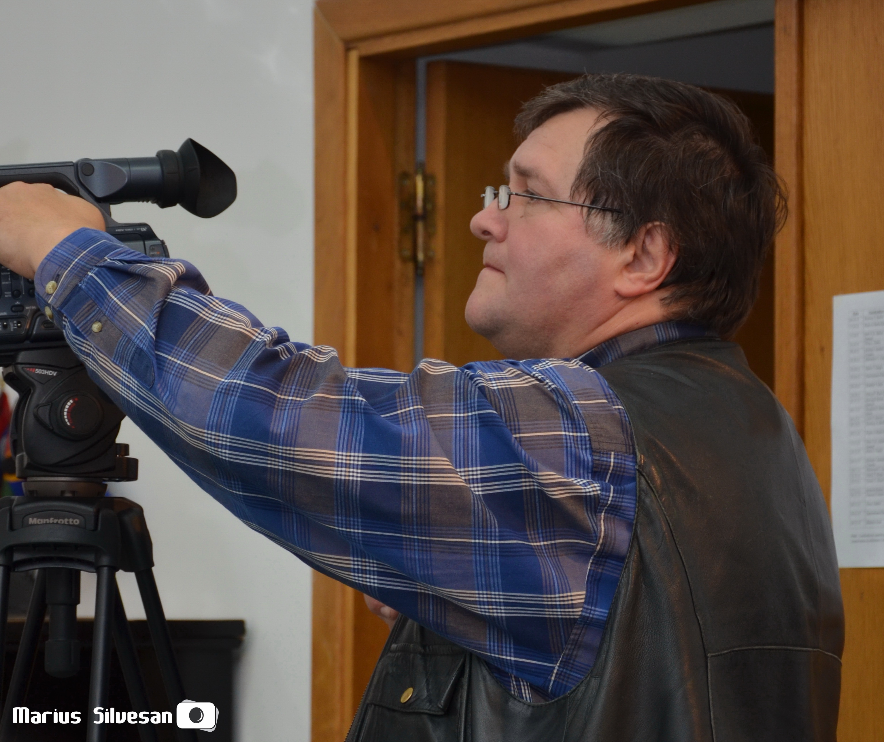 Cristi Țepeș la Simpozionul 90 de ani de Penticostalism românesc - cu logo